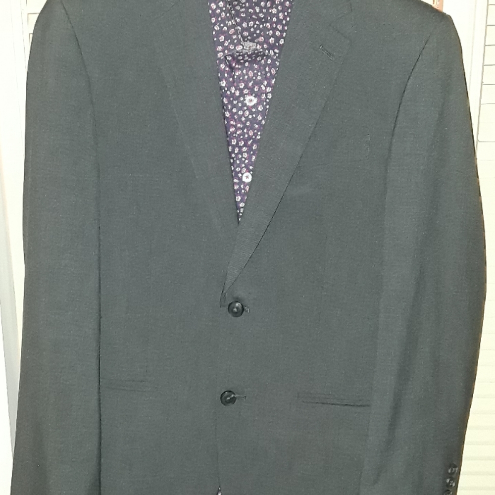 Bert Pulitzer 40r suit
